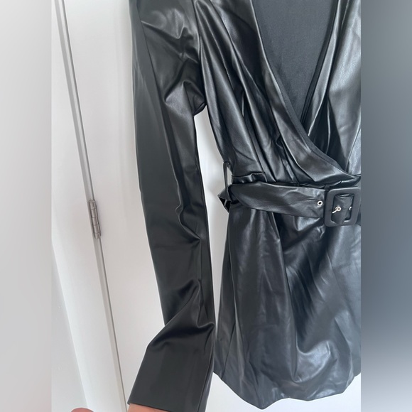 Robe noir black similicuir taille small - Picture 2 of 5